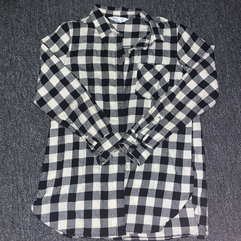 Old Navy Black and White Flannel